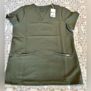 FIGS Technical Collection Casma Three-Pocket Moss Green Scrub Top Sz S V-Neck